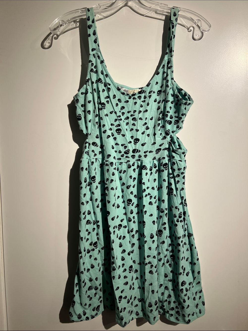Derek Heart Mint Green dress with Black Skull